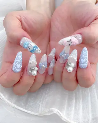 ネイル 五十嵐 美智のネイルデザイン