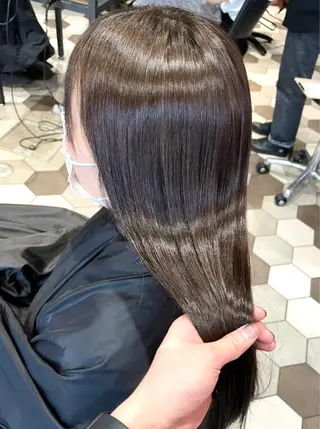 ロング カラー 縞田 健一のヘアスタイル
