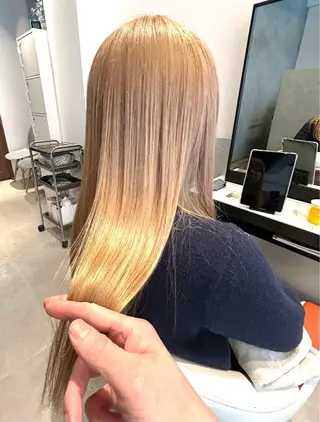 セミロング 山田 守のヘアスタイル