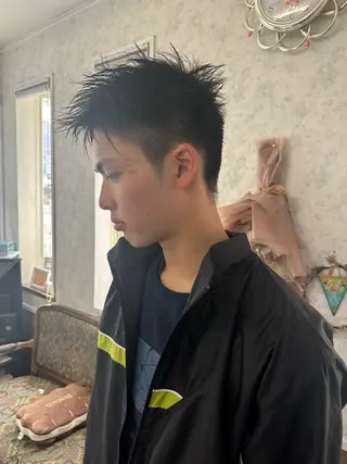 キッズ 髪質改善のプロ✨りな さんのヘアスタイル