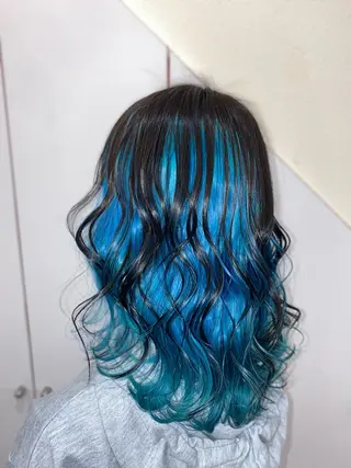 セミロング ゆぴ☾‪/推しカラー /ハイトーンのヘアスタイル