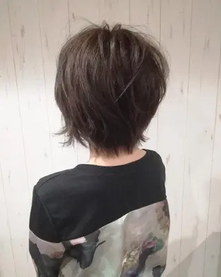 ショート 西川 敏夫のヘアスタイル