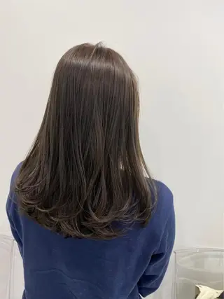 セミロング 透明感♡グレージュ ♡ミルクティー♡のヘアスタイル