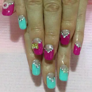 ネイル 管 裕子(日本人)のネイルデザイン