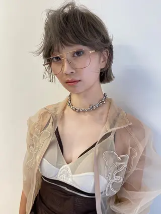 ショート カラー ハイトーン大得意 ×レイヤー🌜aiのヘアスタイル