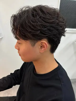 パーマ メンズ フェザーパーマ/韓国 /メンズカット保立のヘアスタイル