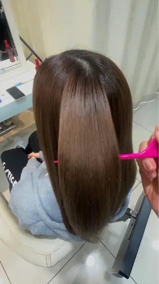 セミロング 縮毛矯正 ゆきのヘアスタイル