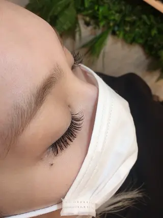 マツエク・マツパ Violet所属・ウエキ エリカのマツエク・マツパデザイン