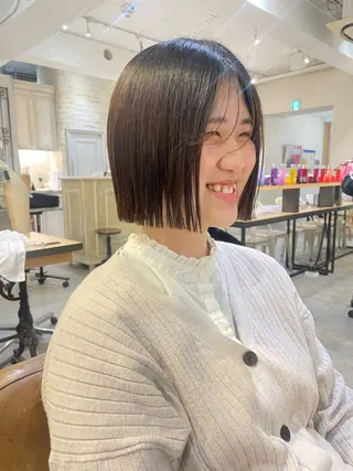 ミディアム ブリーチ＆縮毛矯正 🧸ともき🧸のヘアスタイル