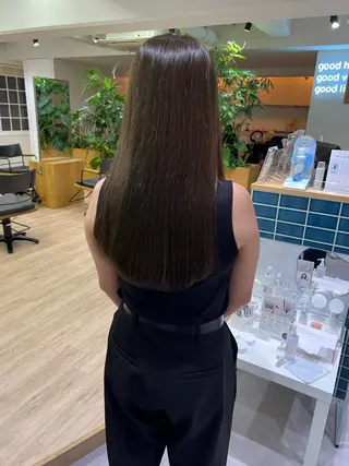 ロング 田中 愛梨のヘアスタイル