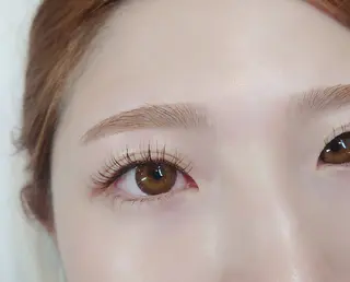 マツエク・マツパ NAZ eyelash&eyebrow by medical salon所属・NAZ 表参道 Tomokoのマツエク・マツパデザイン