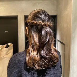 セミロング ヘアアレンジ デザインカラー❤︎ イシイレイのヘアスタイル