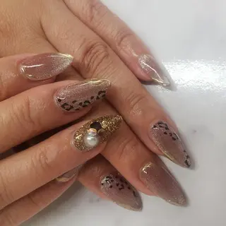 ネイル 花田 茜のネイルデザイン