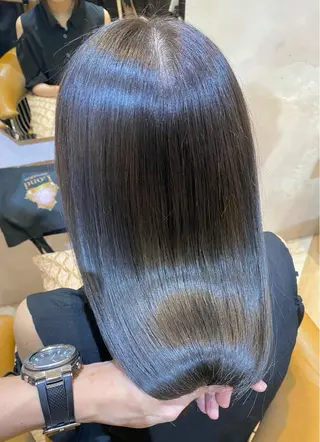 ミディアム カラー パーマ 栗原 瑠世のヘアスタイル