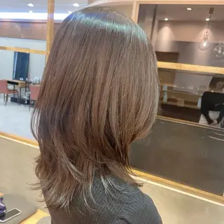 ミディアム カラー 顔まわり/レイヤー/ 透明感/まいな🥨のヘアスタイル