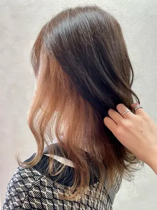 セミロング カラー 加藤(旧姓 今竹) 遥花のヘアスタイル