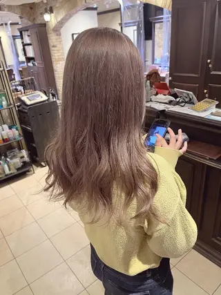 セミロング 🧡ミルクティー/ レイヤー🧡ショウナのヘアスタイル