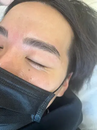 アイブロウ cafe＆beauty est所属・北向 あなんのマツエク・マツパデザイン