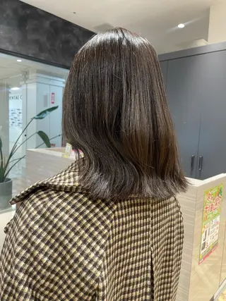 セミロング キルンサンピアン所属・ナチュラルカラー 児玉優香のヘアスタイル