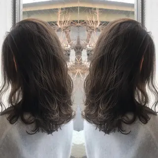 セミロング カラー 柴田 祐輔のヘアスタイル