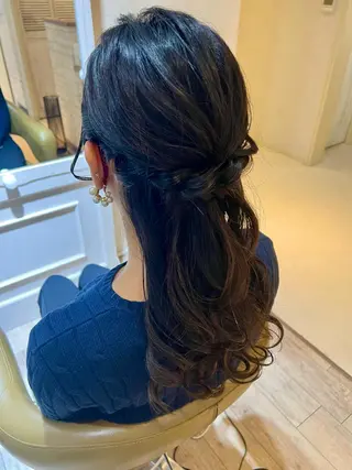 ロング ヘアアレンジ 人見知りさんでも安心 奥田 里佳子のヘアスタイル