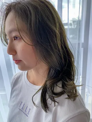 セミロング カラー モリシュンスケ /レイヤー/髪質改善のヘアスタイル