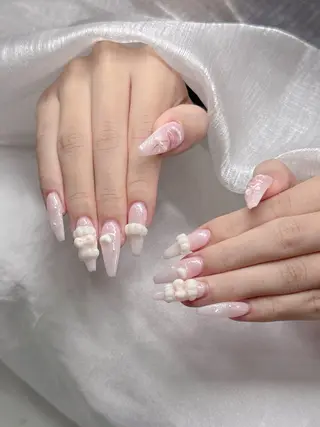 ネイル Lee アインのネイルデザイン