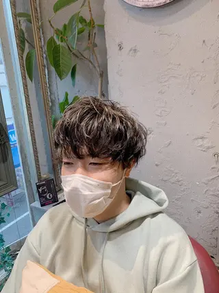 パーマ ハイライト／レイヤー 木下翔太のヘアスタイル