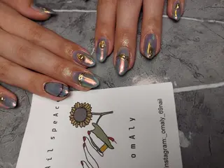 ミディアム ネイル Nailspeace Omalyのネイルデザイン