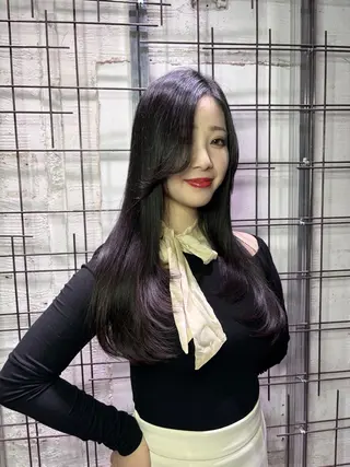 カラー AYANE 韓国ヘア /レイヤーカットのヘアスタイル