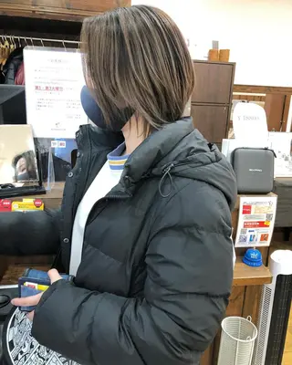 カラー 🌈ハイトーン/ ワタル🌈のヘアスタイル