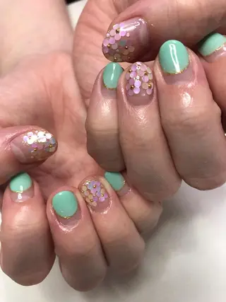 ロング カラー パーマ ヘアアレンジ ネイル マツエク・マツパ Sunny side nailのネイルデザイン