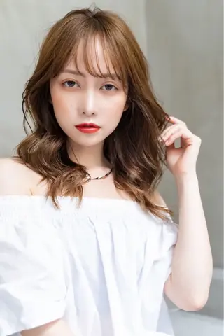 セミロング カラー 🎨デザイン🥇 美髪・艶髪 日暮千敬のヘアスタイル