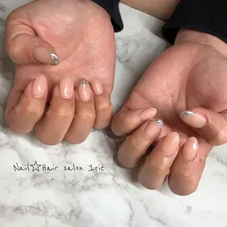 ネイル Hair salon Irie所属・與儀 知佳のネイルデザイン