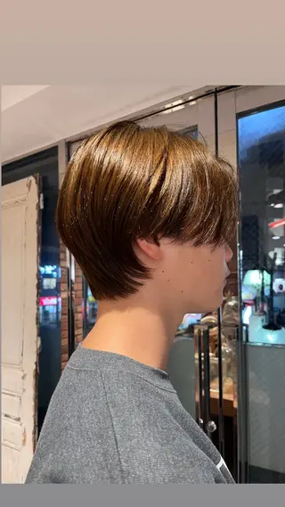 ミディアム メンズ Vicky オリーブ メンズカジュアルのヘアスタイル