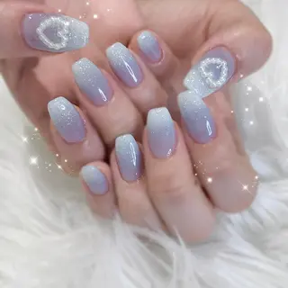 ネイル Kanon 🤍のネイルデザイン