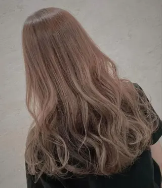 ロング HAIRCARE Carune所属・毎日夜2️⃣3️⃣時 まで受付可能🌻🌻のヘアスタイル