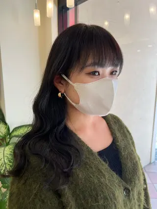 セミロング カラー 最高の髪質改善🩵 艶カラー 惠美のヘアスタイル