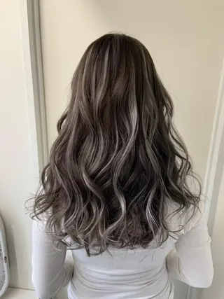 ミディアム 家田 竜のヘアスタイル