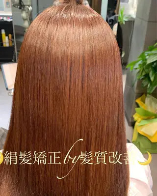 ロング ディレクター鮫島 俊介のヘアスタイル