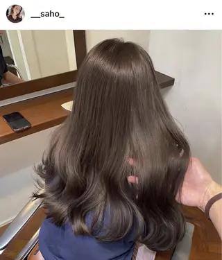 セミロング カラー ヘアアレンジ ローネス銀座店所属・森山 陽菜のヘアスタイル