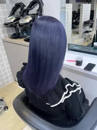 ロング 寒色＆ブリーチ特化 寒色MiOのヘアスタイル