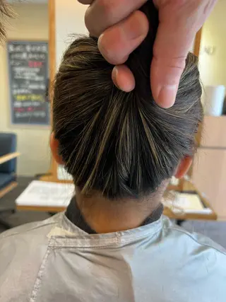 セミロング カラー 美容室LA BEAU所属・LA BEAU　加藤 拓司のヘアスタイル