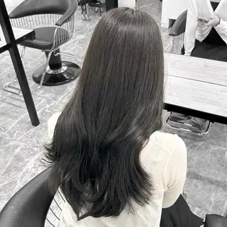 カラー 𝘠𝘶𝘪 / 透明感カラーのヘアスタイル