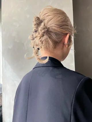 ミディアム カラー ヘアアレンジ ツキノキ ミナのヘアスタイル