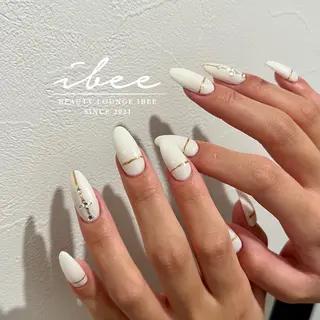ネイル ibee nail 🤍yumiのネイルデザイン