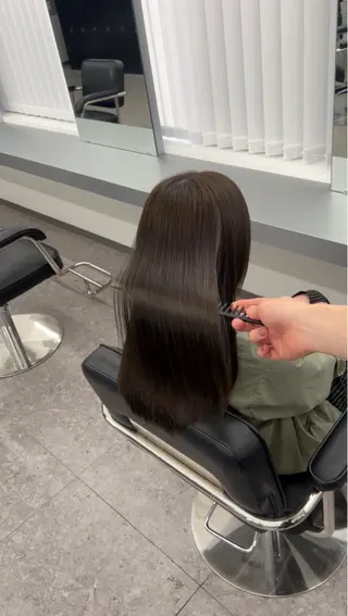 セミロング 髪質改善ストレート Kantaのヘアスタイル