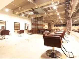 ショート ミディアム セミロング ロング カラー パーマ ヘアアレンジ メンズ キッズ ネイル マツエク・マツパ ⭐️ハイクオリティ カラー杉本雄志⭐️のヘアスタイル