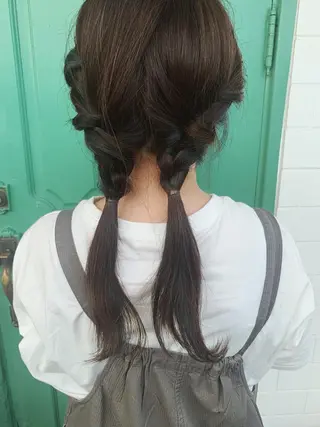 ロング カラー ヘアアレンジ 佐藤 美咲のヘアスタイル