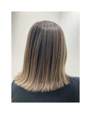 ミディアム hair studio Zen〜kalon所属・Jura／ボブ ／ブリーチなしカラーのヘアスタイル